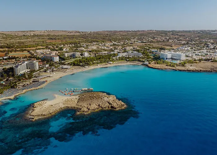 Nissiblu Beach Resort